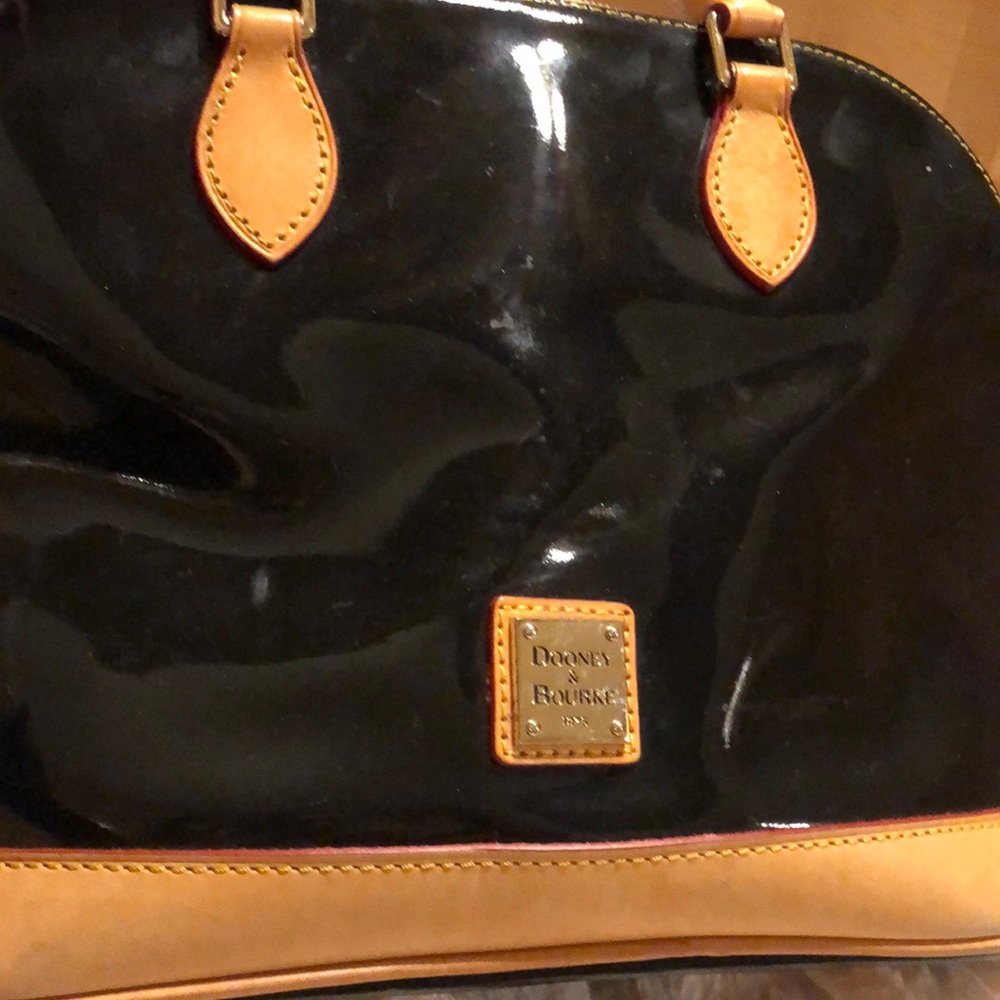 Dooney & Bourke purse